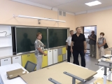 Владислав Третьяк осмотрел ход подготовки бывшей школы №43 к началу нового учебного года
